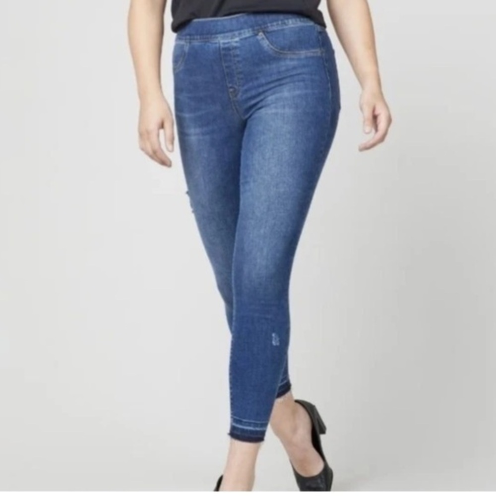 SPANX Distressed Ankle Skinny Jeans Medium Wash size Medium EUC